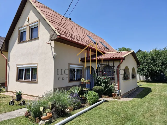 Eladó ház Szántód 155 nm