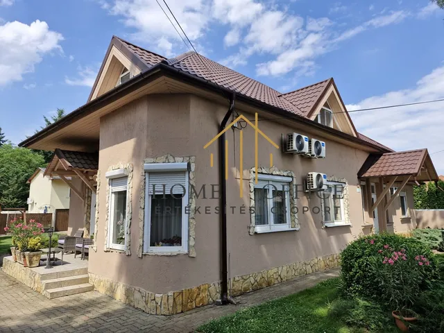 Eladó ház Debrecen 280 nm