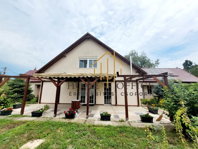 Eladó ház Hajdúbagos 230 nm