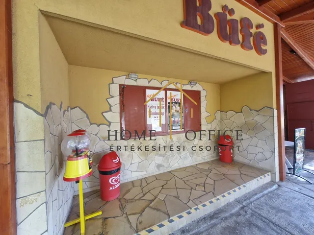 Eladó kereskedelmi és ipari ingatlan Varbó 170 nm
