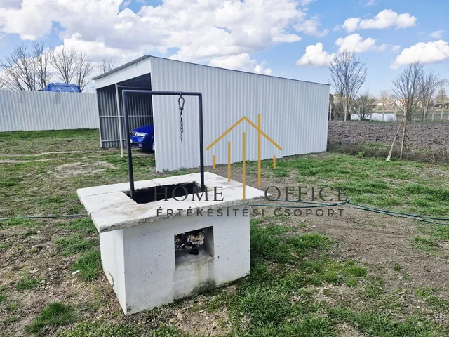 Eladó ház Tetétlen 73 nm