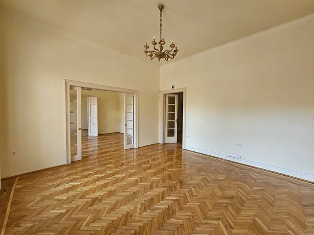 Kiadó lakás Budapest XIV. kerület, Istvánmező 115 nm