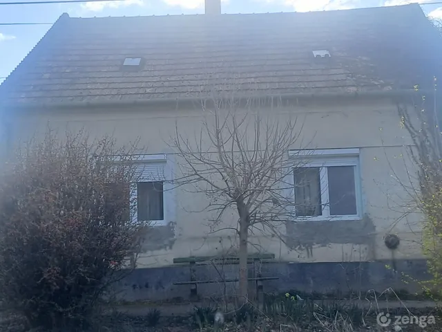 Eladó ház Szil 100 nm