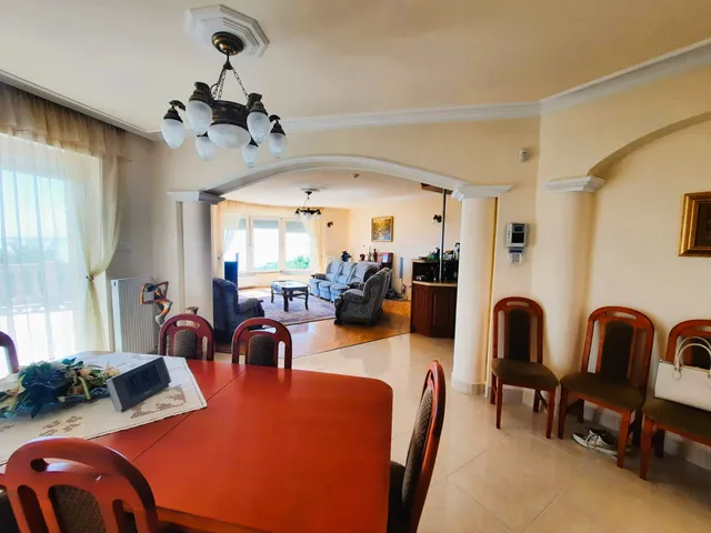 Eladó ház Balatonalmádi, Öreghegy 351 nm