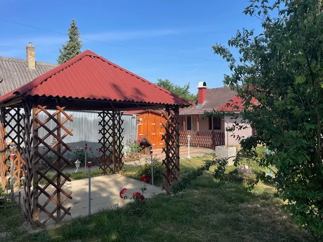 Eladó üdülő és hétvégi ház Keszthely, Kertváros, Vadaskerti u 9 70 nm