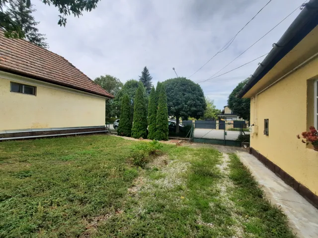Eladó ház Balatonszárszó 129 nm