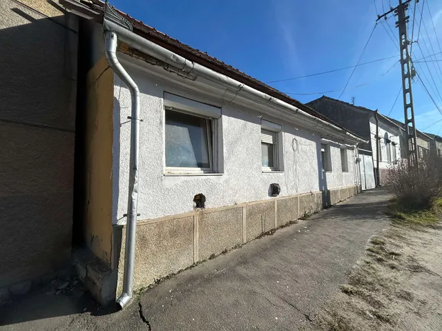 Eladó ház Kaposvár 72 nm