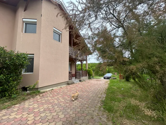 Eladó ház Polány 178 nm