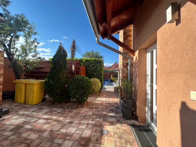 Eladó ház Balatonmáriafürdő 227 nm