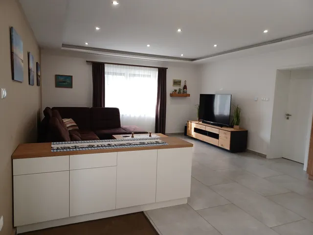 Eladó ház Keszthely 242 nm