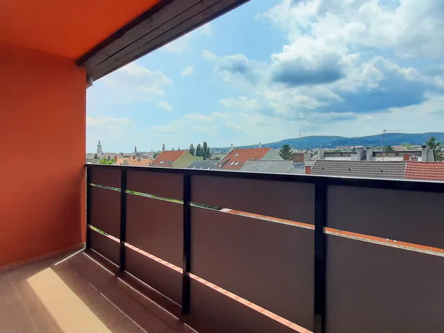 Eladó ház Sopron 334 nm