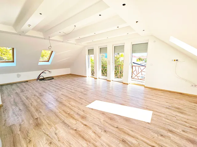 Eladó lakás Budapest XVIII. kerület, Bókaytelep 180 nm