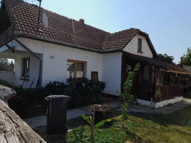 Eladó ház Békés 137 nm