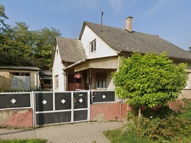 Eladó ház Nyergesújfalu 100 nm