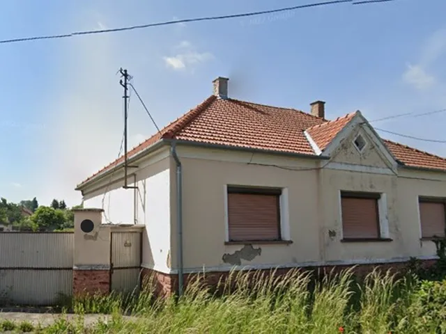 Eladó ház Fertőhomok 180 nm