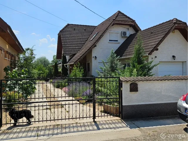 Eladó ház Dabas, Városközpont 212 nm