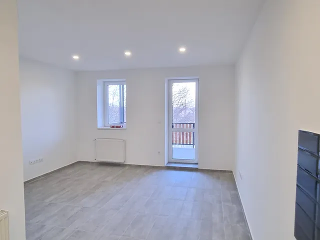 Eladó lakás Bicske 64 nm