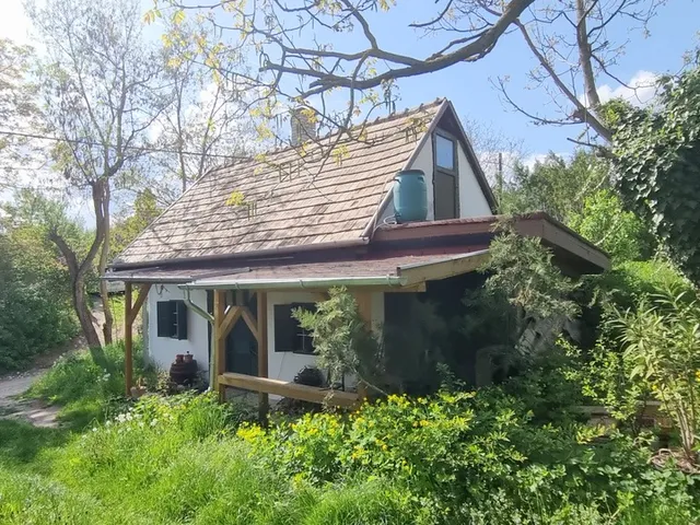 Eladó ház Bicske, középhegy 38 nm