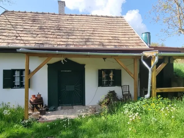 Eladó mezőgazdasági ingatlan Bicske 60 nm