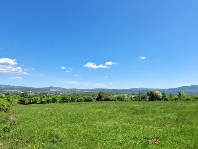 Eladó mezőgazdasági ingatlan Pilismarót, kilátó 23008 nm