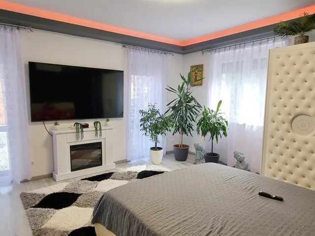 Eladó ház Bicske 310 nm