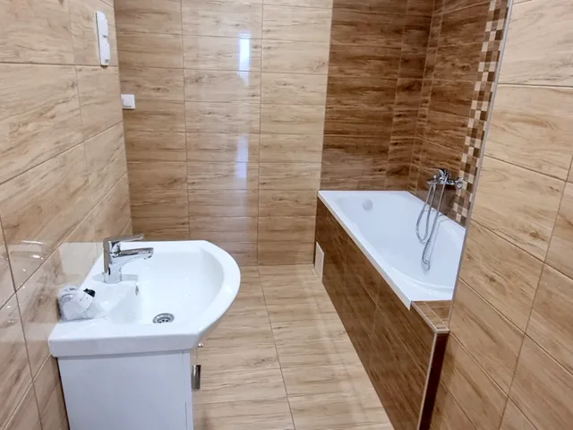 Eladó lakás Bicske 73 nm