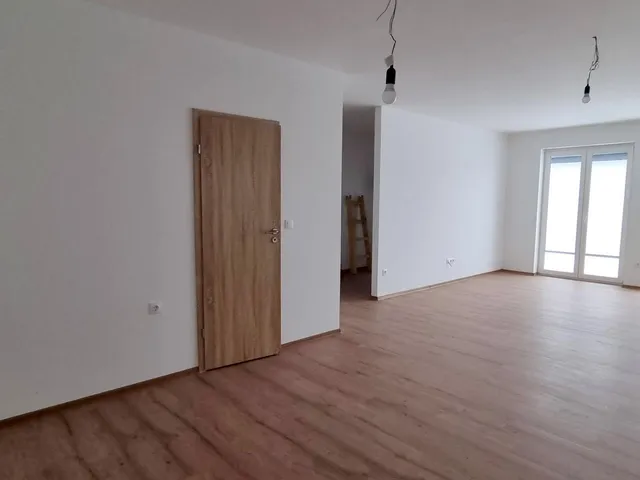 Eladó ház Bicske, Kertváros 111 nm