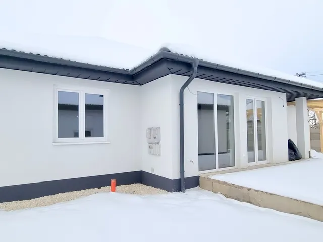 Eladó ház Bicske, Kertváros 111 nm