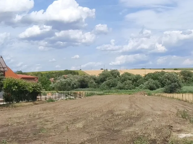 Eladó telek Mány 801 nm