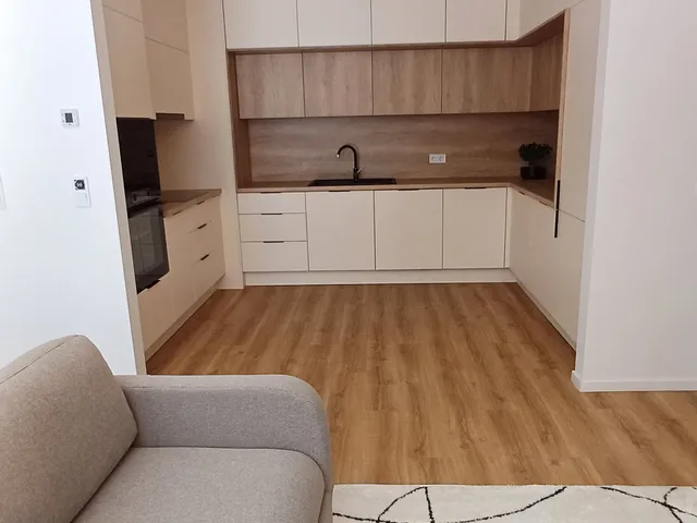 Kiadó lakás Budapest XIV. kerület, Bosnyák utca 48-50 75 nm