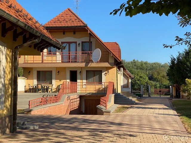 Eladó ház Szolnok, Szandaszőlős 549 nm