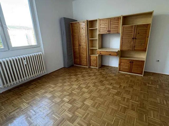 Eladó lakás Tatabánya, Dózsakert 55 nm