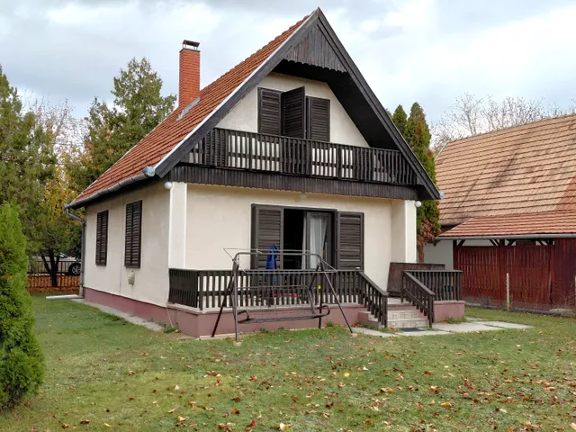 Eladó üdülő és hétvégi ház Gárdony, Agárd 70 nm
