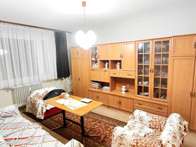 Eladó lakás Székesfehérvár, Tóvárosi lakónegyed 52 nm