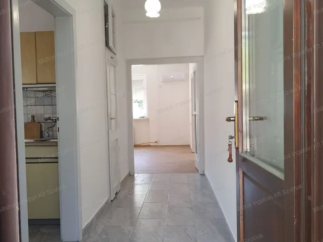 Eladó lakás Szolnok, Belváros 57 nm