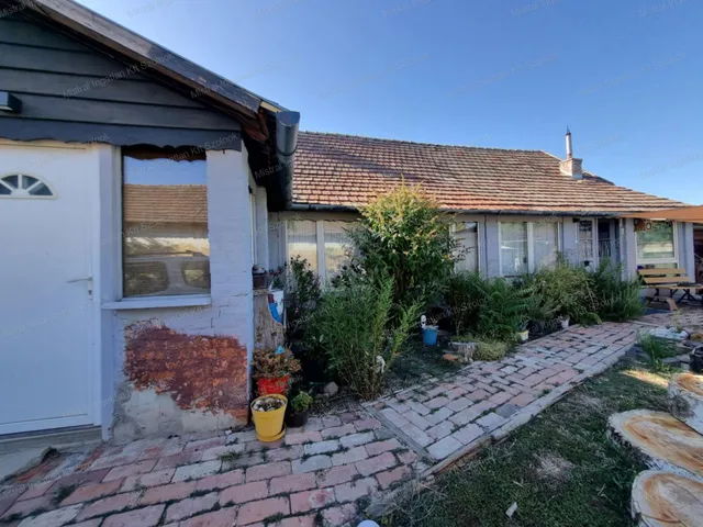 Eladó ház Tiszapüspöki 104 nm