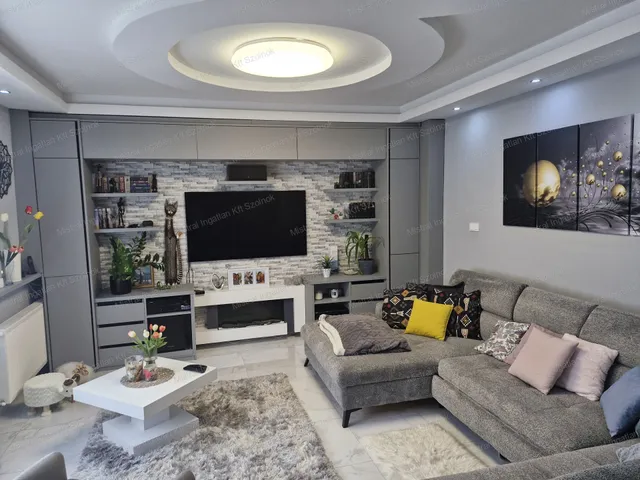 Eladó ház Szolnok, Belváros 144 nm