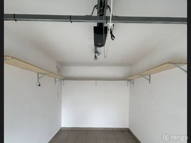 Eladó garázs Debrecen, Epreskert 16 nm