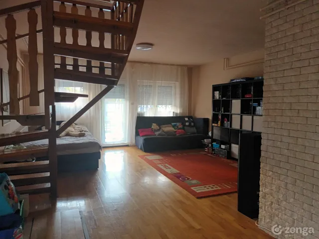 Eladó ház Budapest XV. kerület, Rákospalota 186 nm
