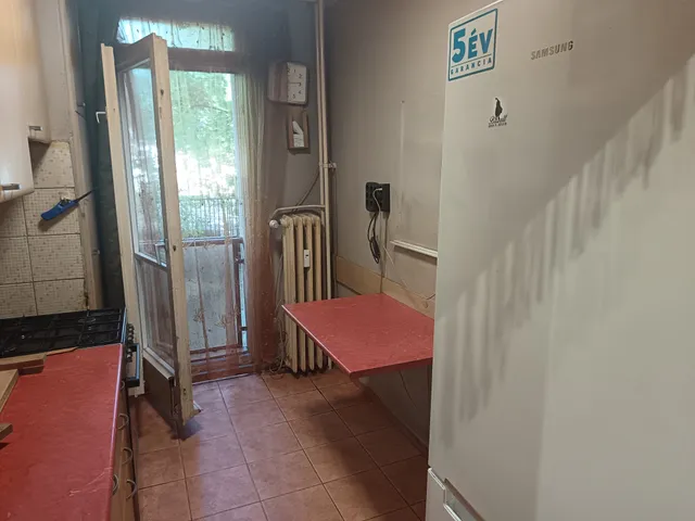 Kiadó lakás Pécs, Egyetemváros, Építők útja 54 nm