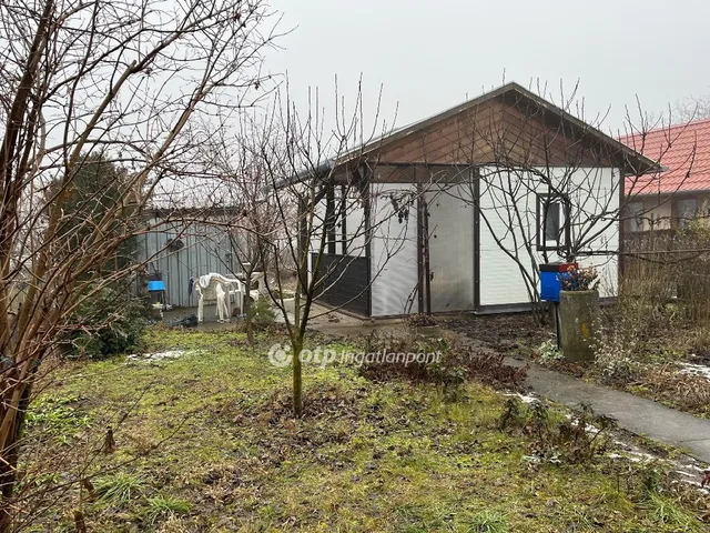 Eladó telek Dunaújváros 519 nm
