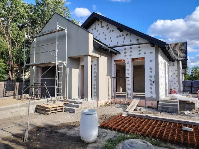 Eladó ház Velence 158 nm