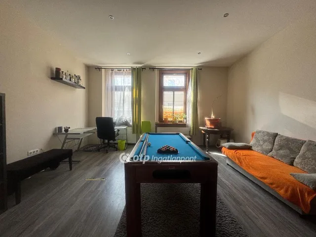 Eladó lakás Székesfehérvár 93 nm