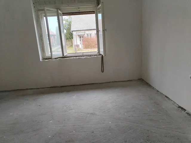 Eladó ház Alap 96 nm