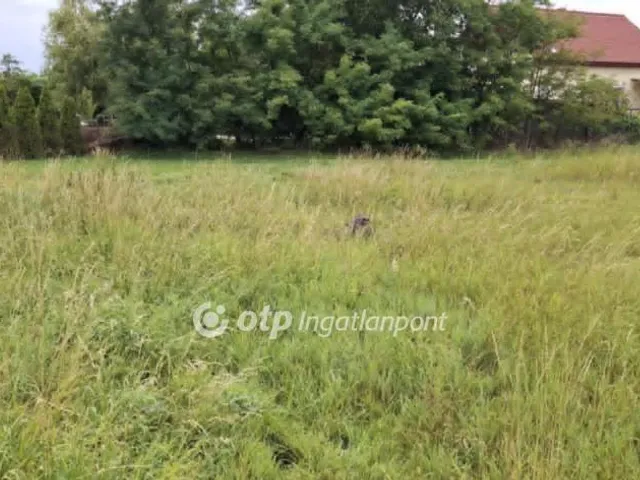 Eladó telek Pusztaszabolcs 1081 nm