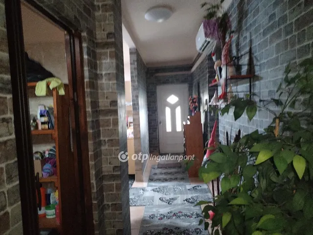 Eladó ház Martonvásár 140 nm