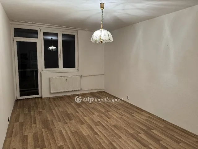 Eladó lakás Dunaújváros 54 nm