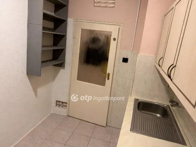 Eladó lakás Dunaújváros 54 nm