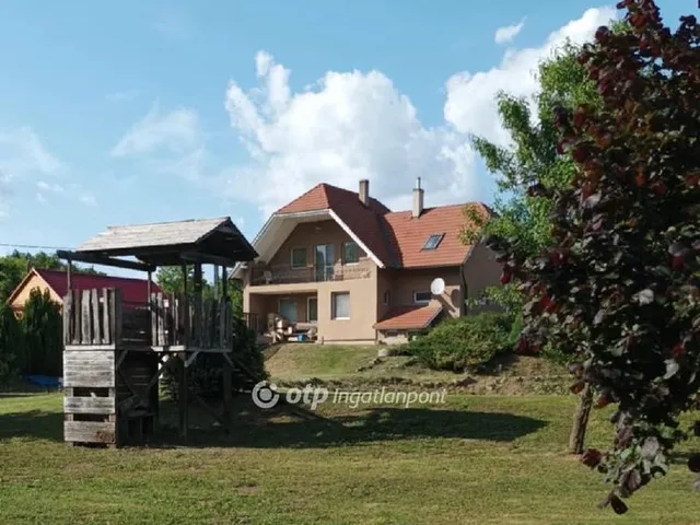 Eladó ház Fehérvárcsurgó 147 nm