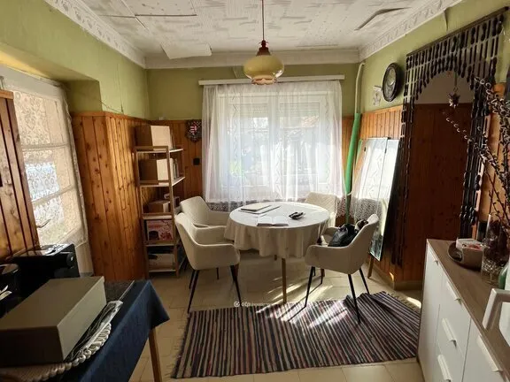 Eladó ház Pusztaszabolcs 76 nm